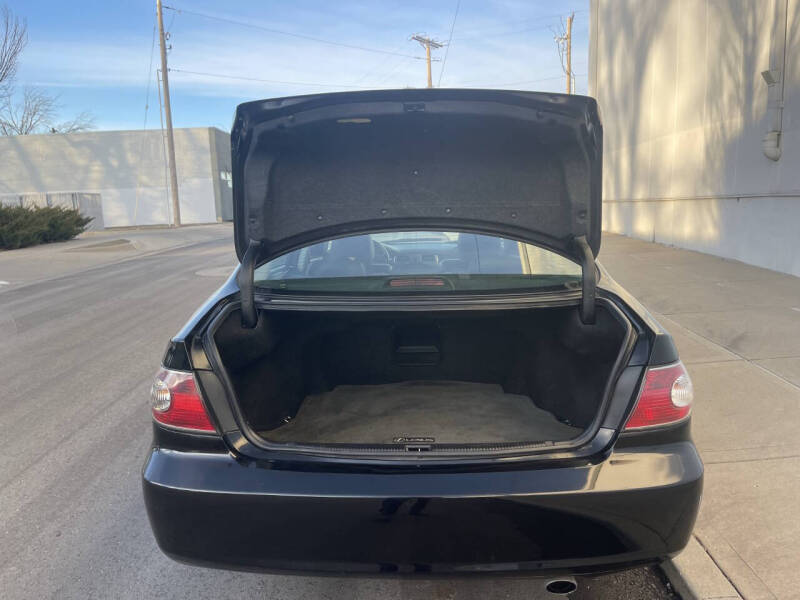 2004 Lexus ES 330