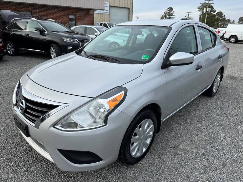 2019 Nissan Versa S Plus