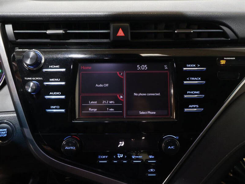 2018 Toyota Camry SE