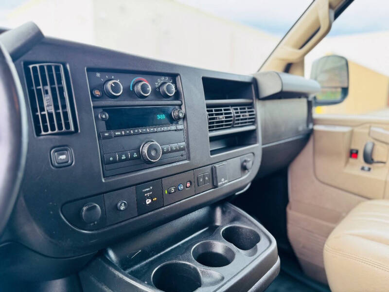 2020 Chevrolet Express 3500