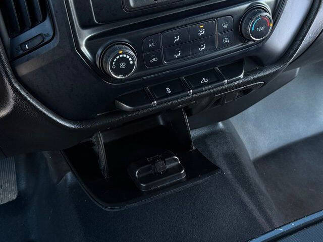 2018 Chevrolet Silverado 1500 Custom