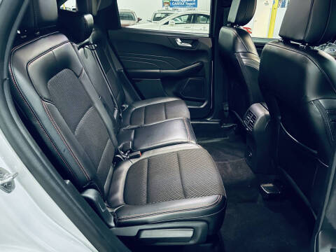 2025 Ford Escape ST-Line Select