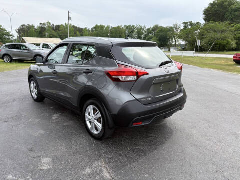 2019 Nissan Kicks S