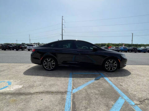 2016 Chrysler 200 S