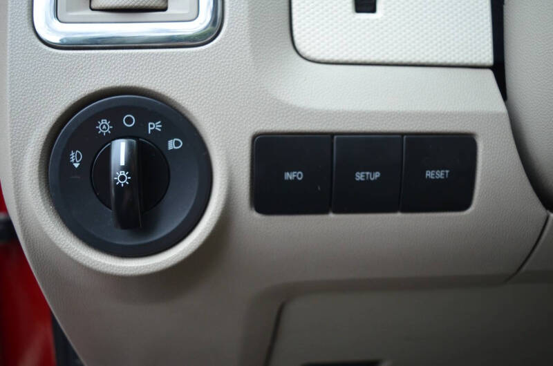 2010 Mercury Mariner Premier I4