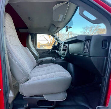 2018 GMC Savana 2500