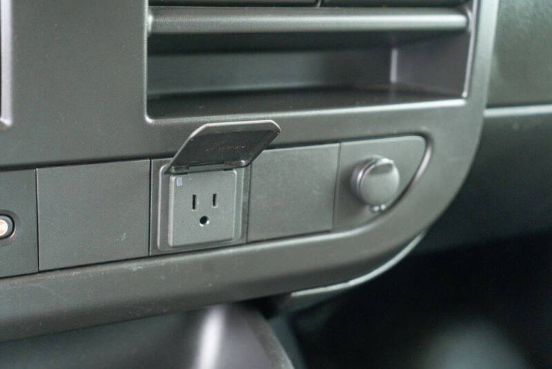 2022 GMC Savana 2500