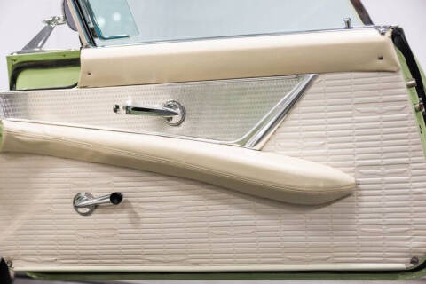 1957 Ford Thunderbird