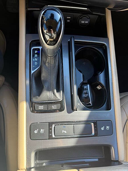 2015 Hyundai Genesis
