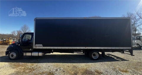 2007 Freightliner M2 106