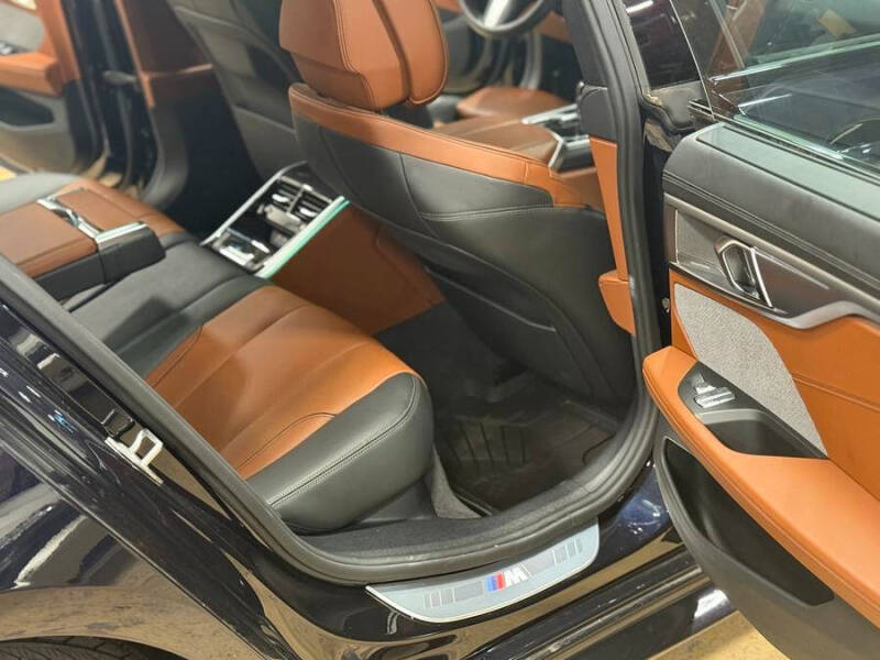 2020 BMW 8 Series 840i