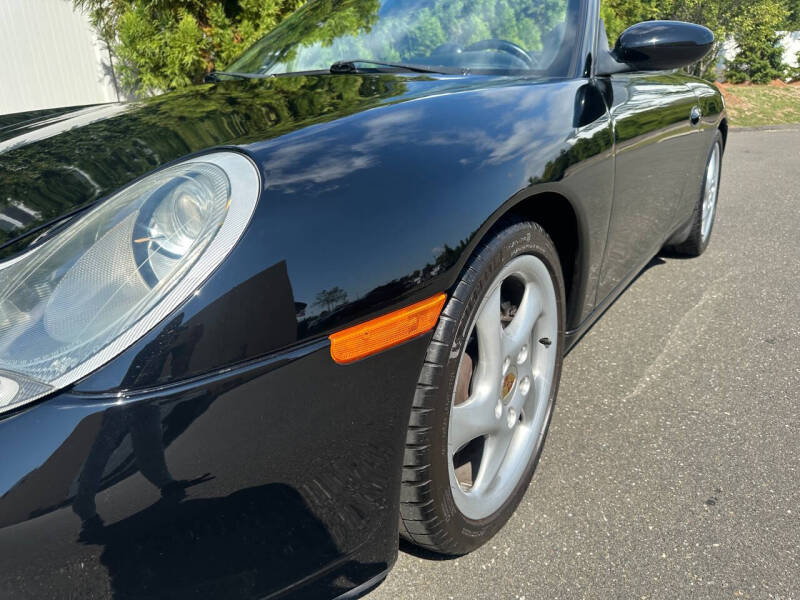 2001 Porsche 911 Carrera