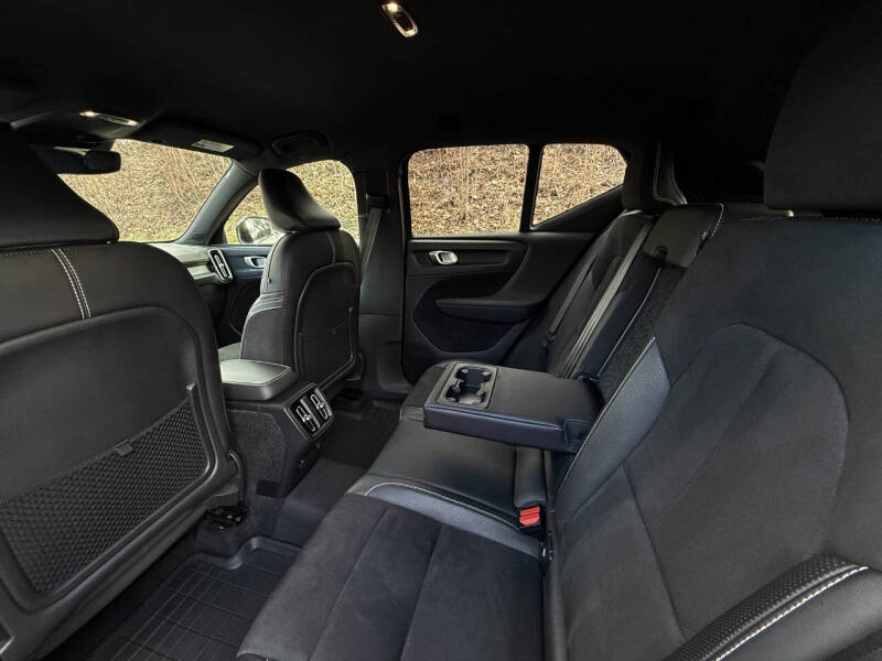 2019 Volvo XC40 T5 R-Design