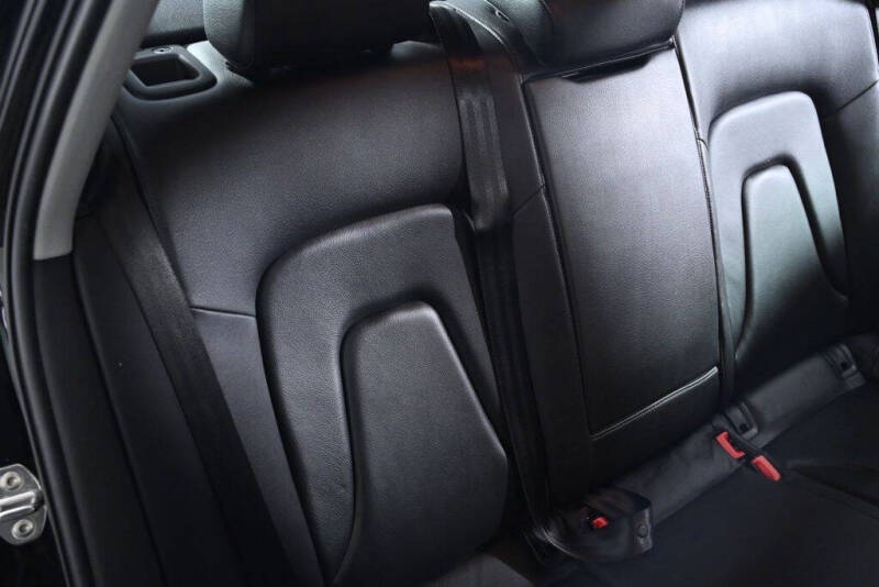 2015 Audi A4 2.0T quattro Premium