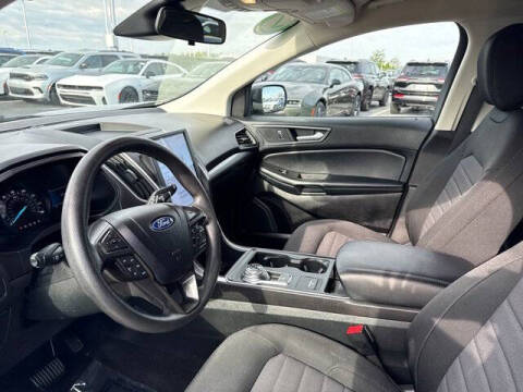 2022 Ford Edge SE
