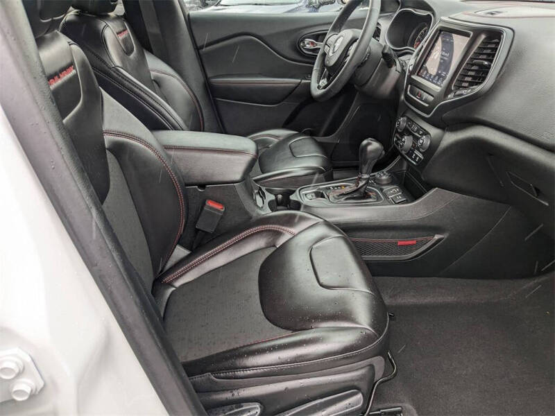 2022 Jeep Cherokee Trailhawk