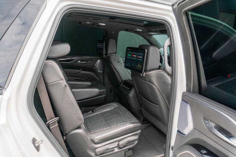 2024 Cadillac Escalade-V