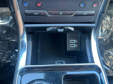 2020 Ford Edge Titanium