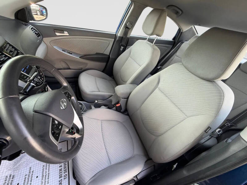 2016 Hyundai Accent SE