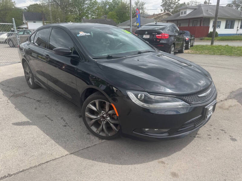 2016 Chrysler 200 S
