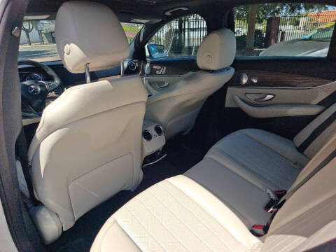 2017 Mercedes-Benz E-Class E 300