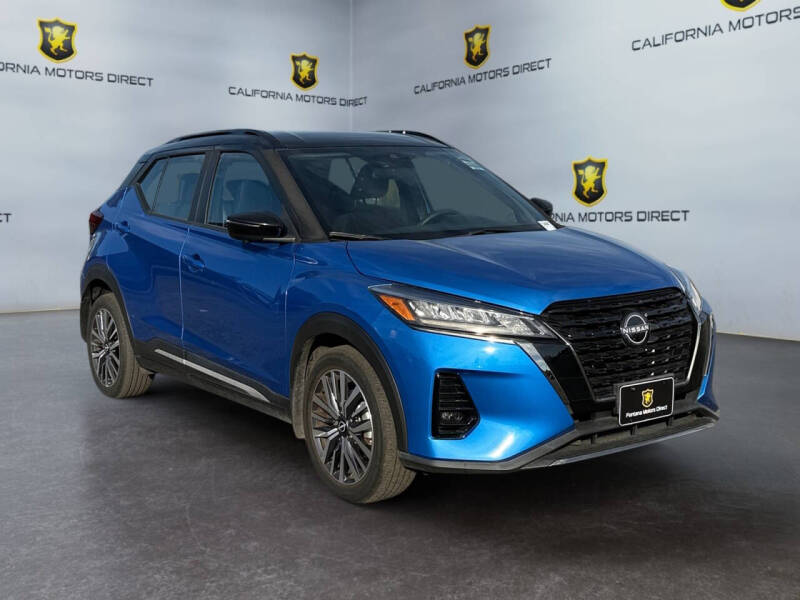 2023 Nissan Kicks SR