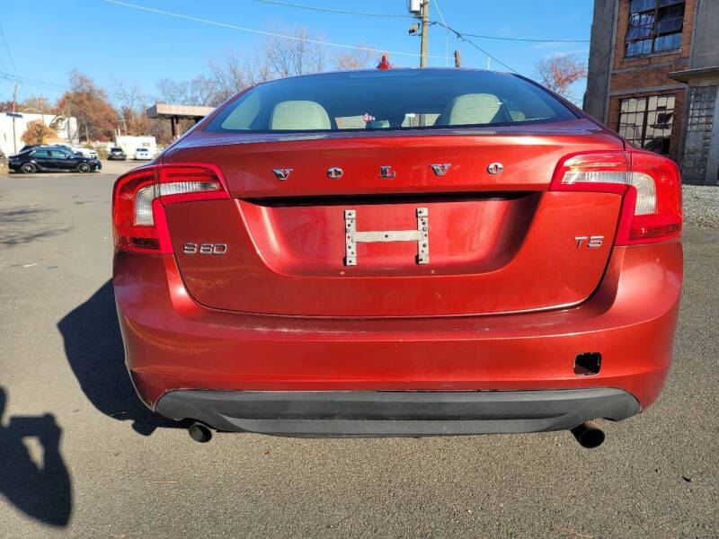 2012 Volvo S60 T5