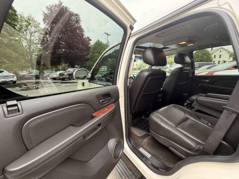 2013 Cadillac Escalade Luxury