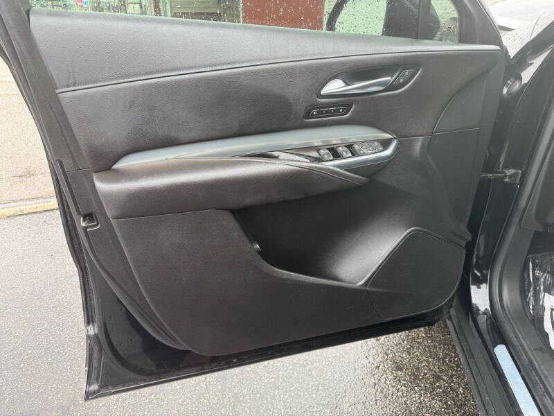 2019 Cadillac XT4 Premium Luxury