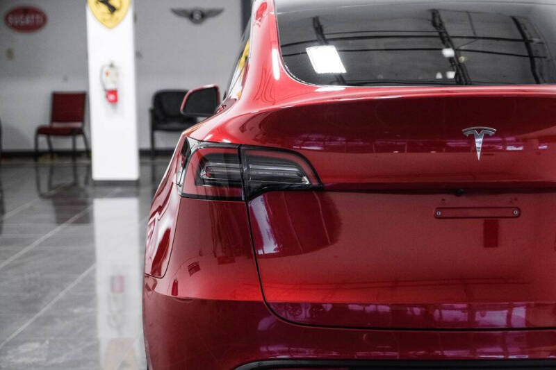 2023 Tesla Model Y Long Range