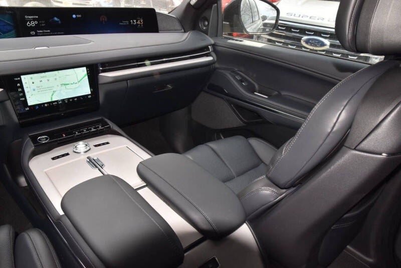 2025 Lincoln Navigator Reserve
