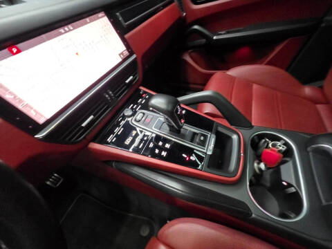 2021 Porsche Cayenne GTS