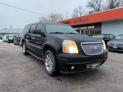 2011 GMC Yukon XL for sale at RIVERSIDE AUTO SALES in Sioux City IA