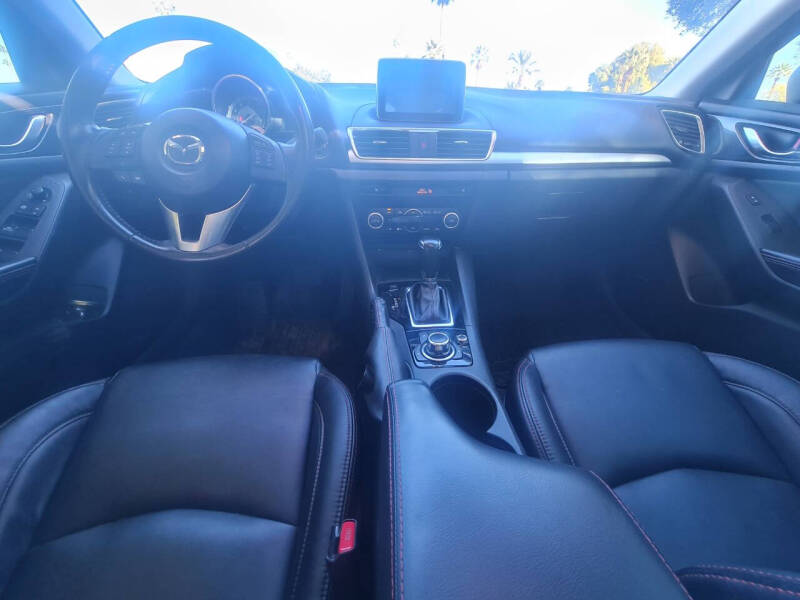2015 Mazda MAZDA3 s Touring