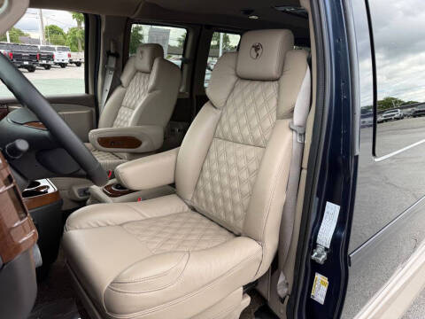 2025 Chevrolet Express 2500