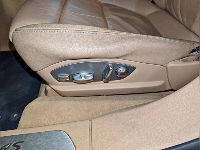 2011 Porsche Panamera