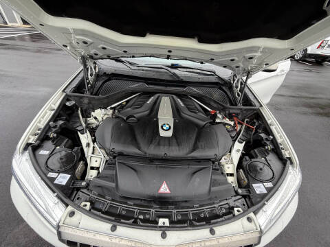 2016 BMW X6 xDrive50i