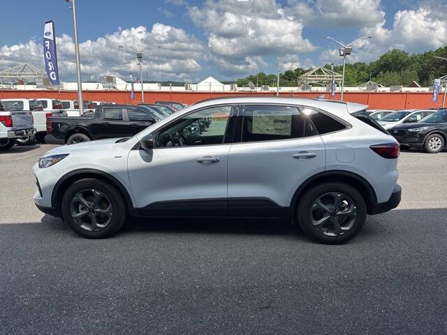 2025 Ford Escape Hybrid ST-Line