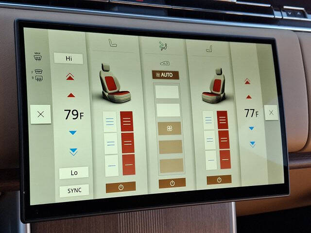 2025 Land Rover Range Rover P550e Autobiography