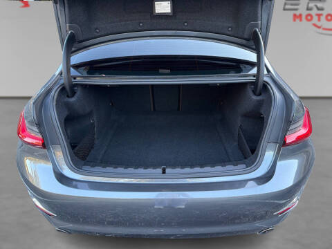 2019 BMW 3 Series 330i