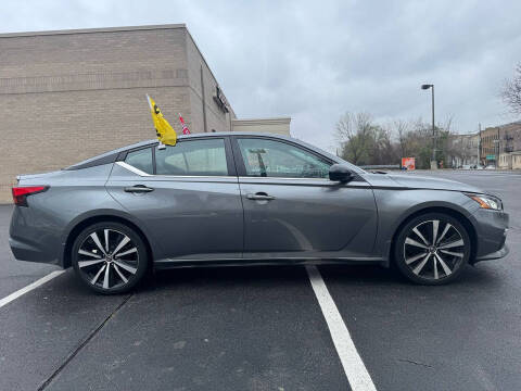 2021 Nissan Altima 2.5 SR