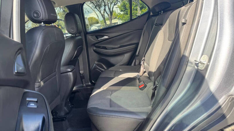 2021 Buick Encore GX Select