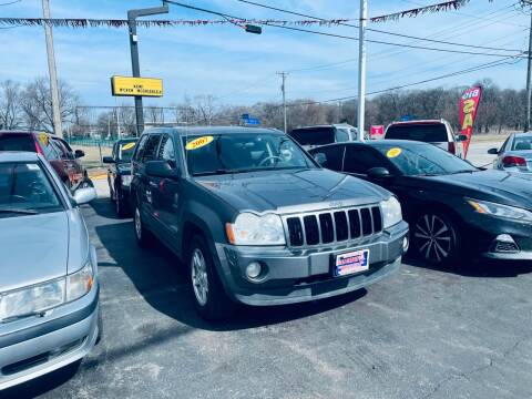 2007 Jeep Grand Cherokee for sale at Car Credit Stop 12 in Calumet City IL