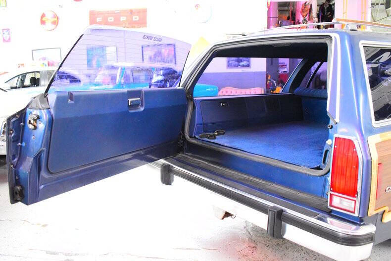 1986 Ford LTD Crown Victoria