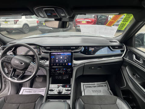 2022 Jeep Grand Cherokee Trailhawk 4xe