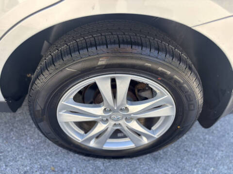 2012 Hyundai Santa Fe SE