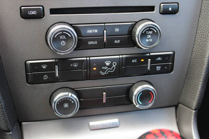 2011 Ford Mustang GT Premium