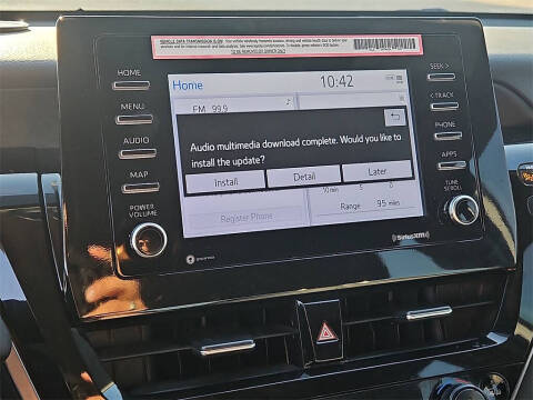 2024 Toyota Camry SE