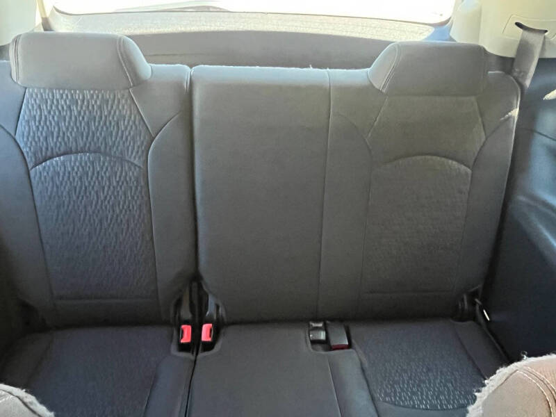2015 GMC Acadia SLE-2