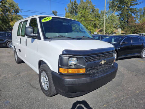 2017 Chevrolet Express 2500
